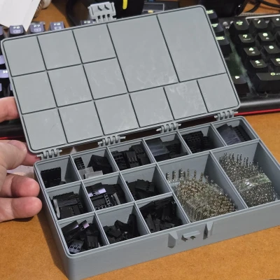 Hộp Nhiều Ngăn Có Khóa Và Vách Ngăn Tốt