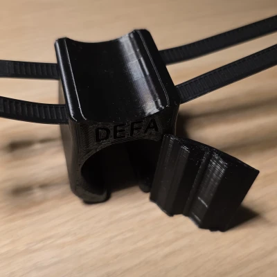 Giá đỡ phích cắm DEFA có kẹp cáp và nêm