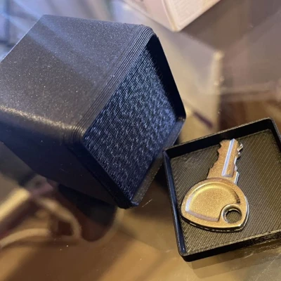 Hộp Gridfinity có ngăn bí mật giấu kín