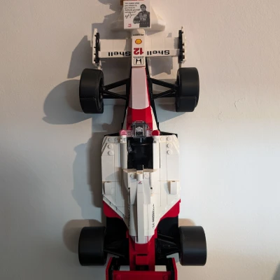 Giá Treo Tường Lego 10330 McLaren & Senna
