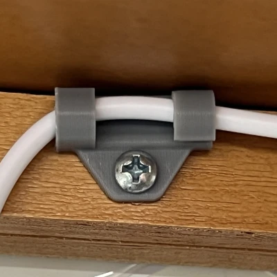 Dây dẫn hoặc kẹp cáp