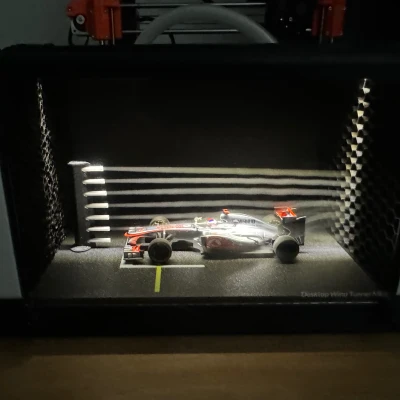 Hầm gió mini để bàn cho mô hình xe đua