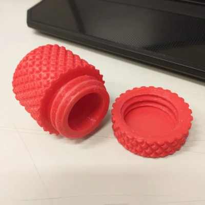 Hộp Đựng Vặn Ren