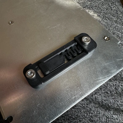 Giá đỡ ray DIN cho nguồn Meanwell LRS-350