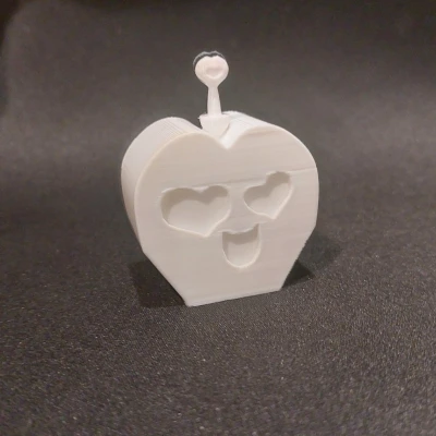 Mô Hình Trái Ác Quỷ Tình Yêu Roblox