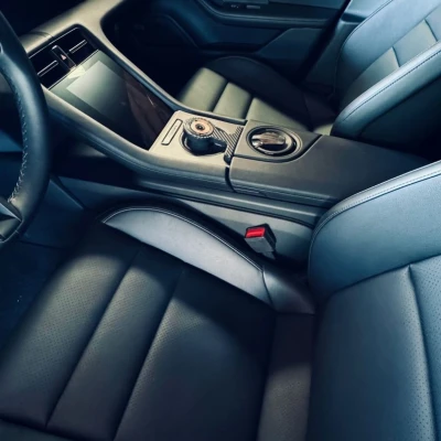 Giá Đỡ Điện Thoại Porsche Taycan