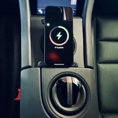 Giá Đỡ Điện Thoại Porsche Taycan