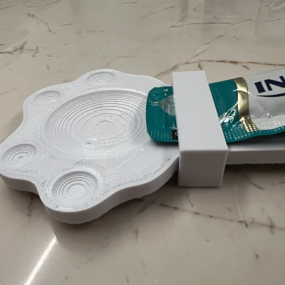 Máng Cho Thú Cưng Ăn Vặt Dạng Lickable 3000