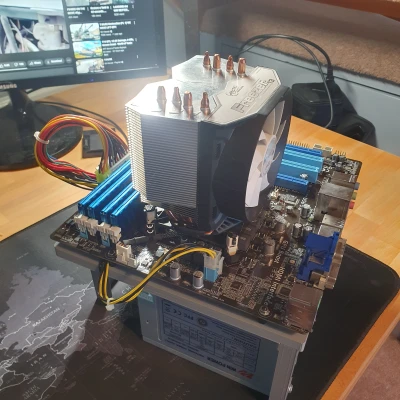 Kệ Mở Test Bench Micro ATX (mATX)