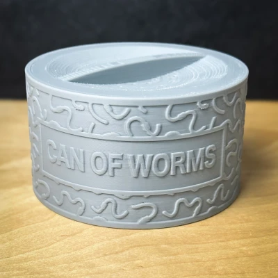 Hũ Đựng Giun Câu Cá (Can of Worms)