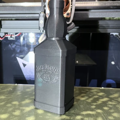 Còi Jack Daniels kèm chai đựng đồ