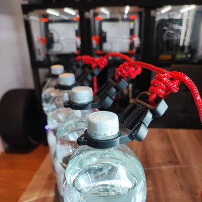 Giá Đỡ Chai PET Để Làm Lạnh Nước Hoặc Gắn Ba Lô