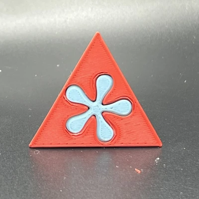 Mô hình Fidget Xoắn Ốc Chóp Tam Giác Đi Qua Không Tưởng