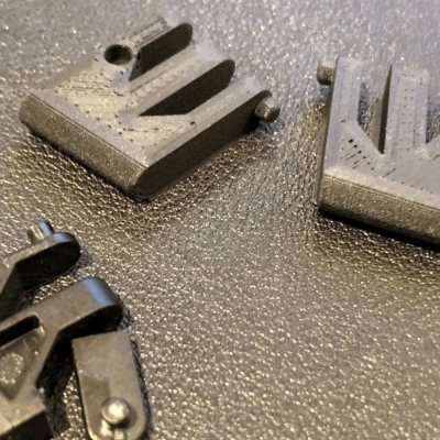 Chân Bàn Phím Corsair K95 Platinum