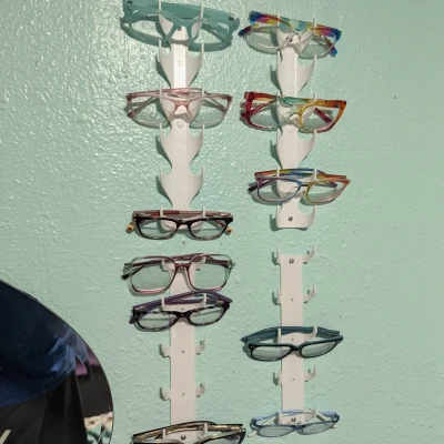 Giá Đỡ Kính Mắt Gắn Tường Theo Thông Số