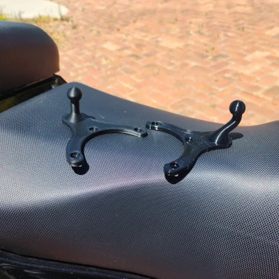 Giá đỡ xe máy gắn bình xăng cho holder điện thoại 17mm