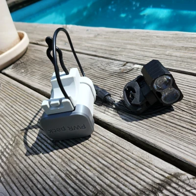 Giá Đỡ Pin Cho Đèn Xe Đạp