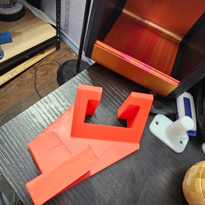 Giá đỡ nhỏ giọt cho Elegoo Saturn 4 Ultra