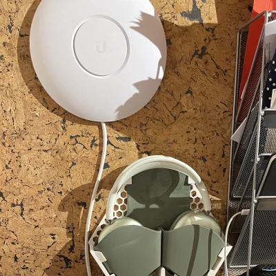 Hộp đựng AirPods Max và Giá đỡ Tai nghe - Bản Remix Treo Tường