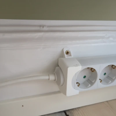 Giá đỡ / Đế cắm cho ổ điện