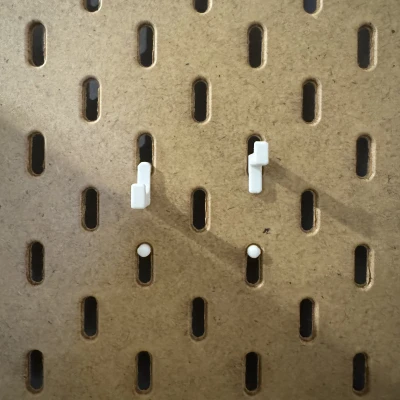 Kệ Giữ Thước Cặp Skadis