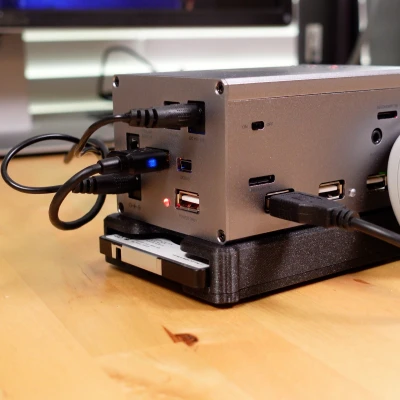 MASE - Hộp Đựng SATA Gắn Kèm Cho Máy MiSTer FPGA