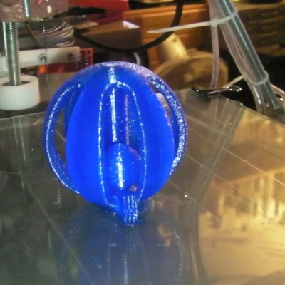 Banh Mèo Trong Banh