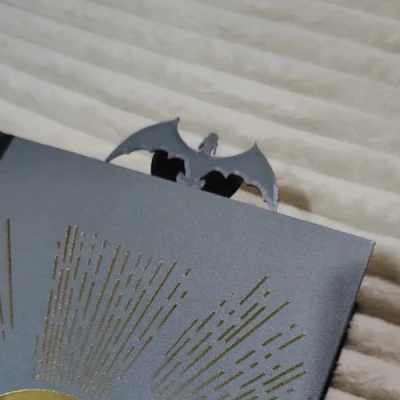 Kẹp Sách Tairn Cánh Máu