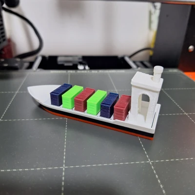 Tàu Container Benchy