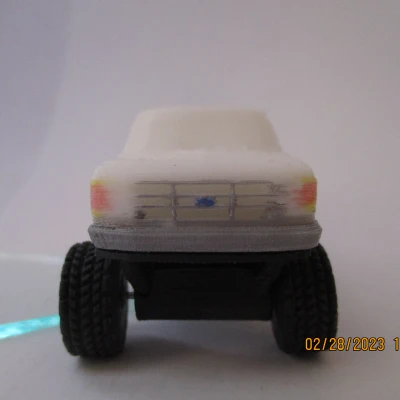 Mô hình xe 1994 Ford F150 Regular Cab Tỷ Lệ 1/64