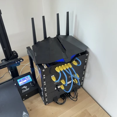 Giá đỡ server và khay in 3D nửa chiều rộng