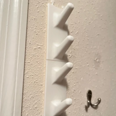 Móc Treo Nón hoặc Sào Treo Quần Áo Mở Rộng Có Móc Treo Tường