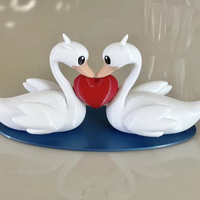 Thiên Nga Valentine Tạo Hình Trái Tim