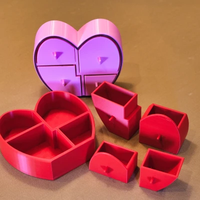 Quà Valentine - Hộp Đựng Hình Trái Tim