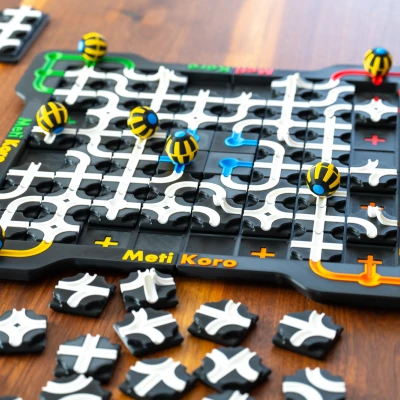 MetiKoro – Trò Chơi Cờ Chiến Thuật In 3D Cho 2-4 Người