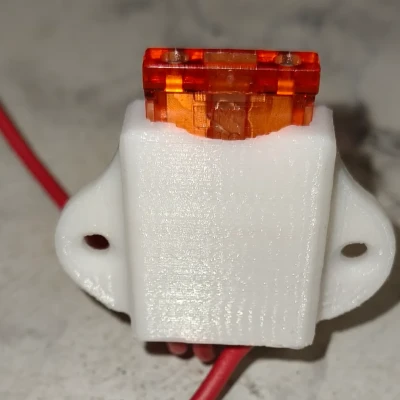 Đế Giữ Cầu Chì Treo Tường