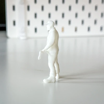 Tượng Người Tiều Phu Thu Nhỏ Cho Mô Hình Diorama Của Bạn