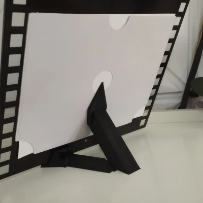 Chân đế để khung ảnh