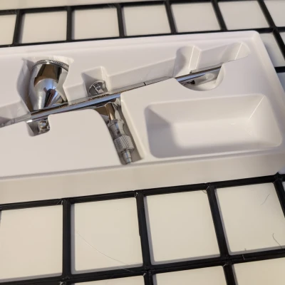 Khay Đựng Airbrush Iwata HP-CH Chuẩn Gridfinity