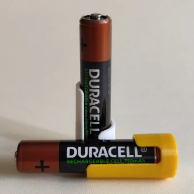 Adapter Chuyển Đổi AAA sang AA (Có Nam Châm)