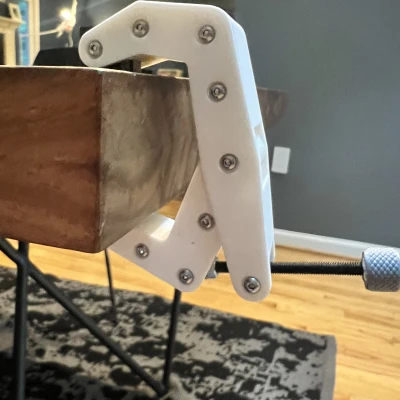 Kẹp Hàm Chống Xoắn (Twist Resistant Jaw Clamp)