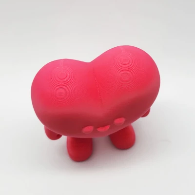 Trái Tim Dễ Thương Mang Giày