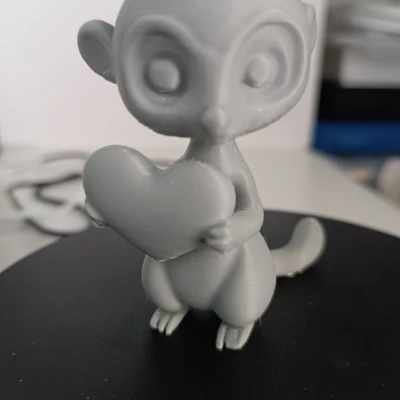 Erdmännchen cầm trái tim (Little Meerkat with heart) – Valentine