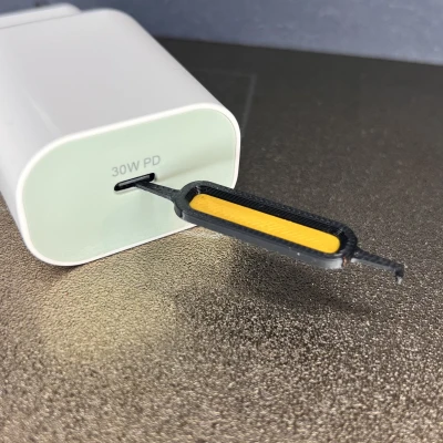 Dụng cụ vệ sinh cổng sạc điện thoại (Phone Charger Port Cleaner)