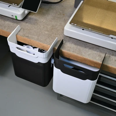 Thùng rác kẹp bàn (Clamp-On Desk Bin) – CALLE