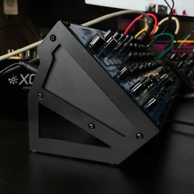 Chân đế để bàn cho BEHRINGER PROTON (bắt vít cố định)