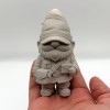 Chú Lùn Bưu Tá Khu Vườn (Garden Gnome Mailman) - Thumbnail 1