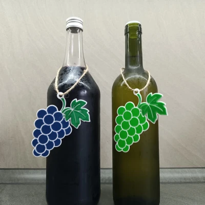 Viněta hrozen – Etiketa trang trí hình chùm nho cho chai rượu