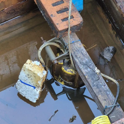 Giá đỡ giữ phao cho máy bơm chìm (Submersible pump float holder)