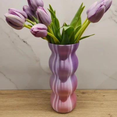 Bình hoa cao (Tall vase)